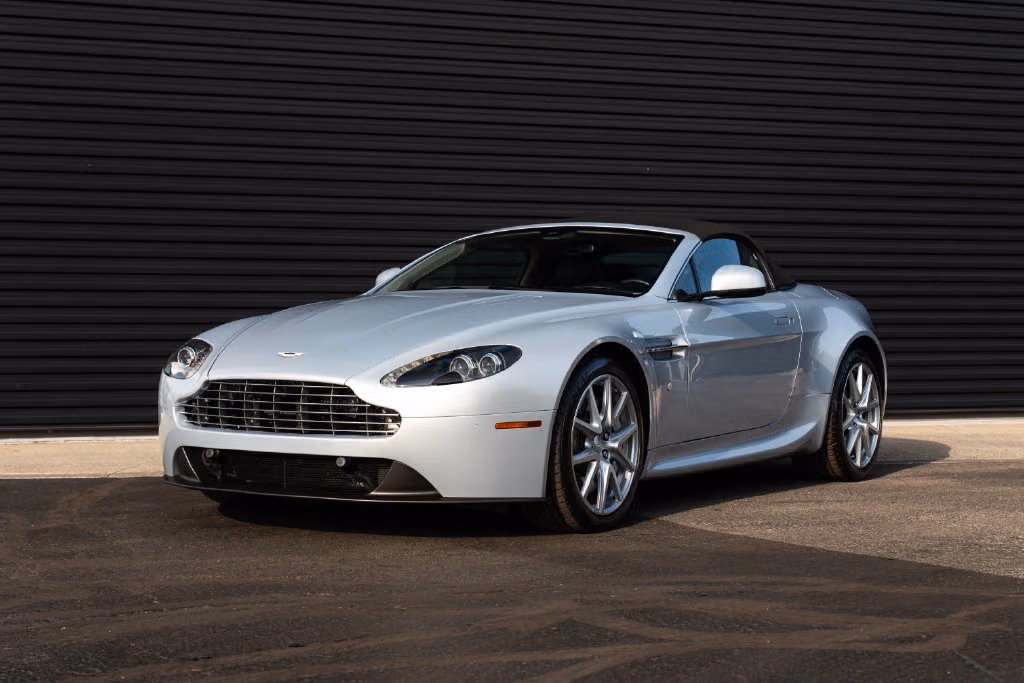 
           
        2015 Aston Martin V8 Vantage