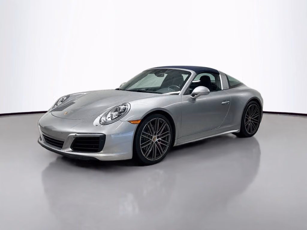 
           
        2017 Porsche 911
