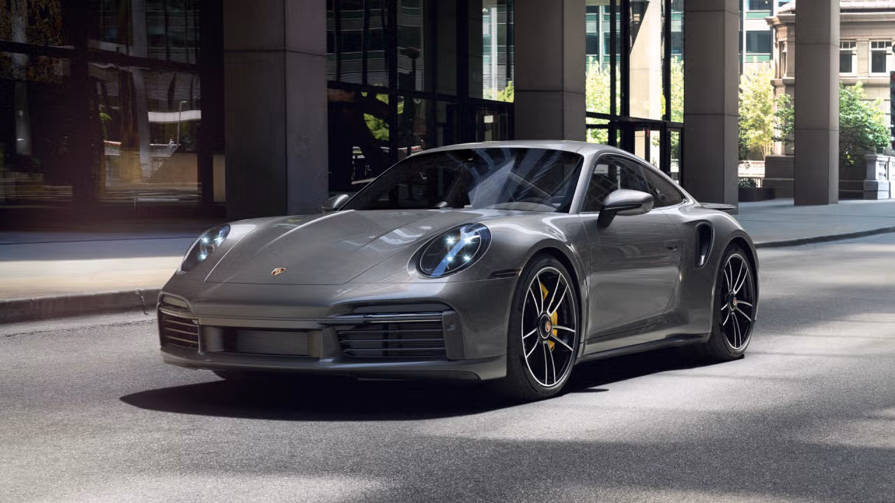 
           
        2022 Porsche 911