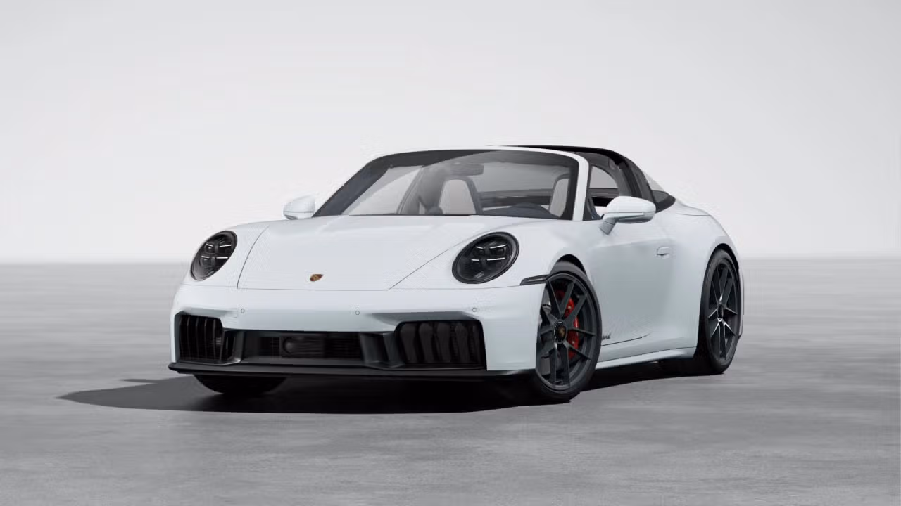 
           New 
        2026 Porsche 911