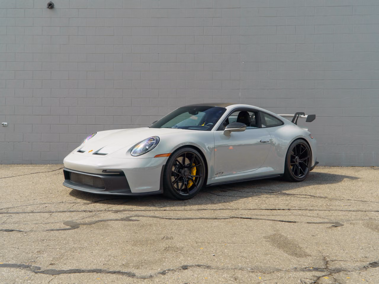 
           
        2022 Porsche 911