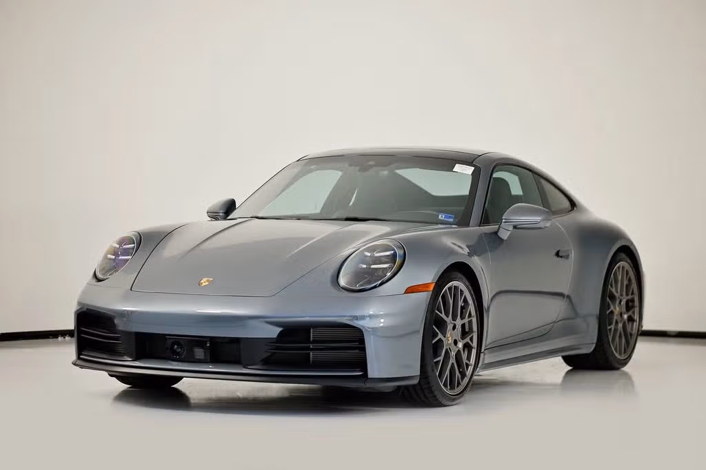
           
        2025 Porsche 911