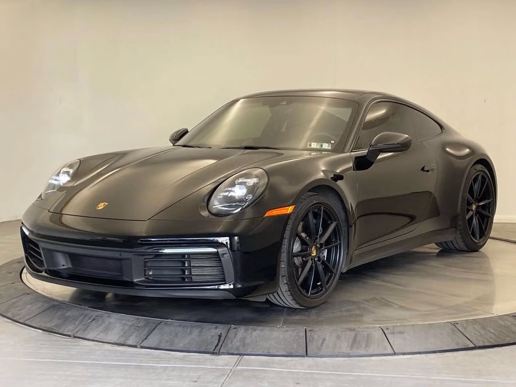 
           
        2021 Porsche 911
