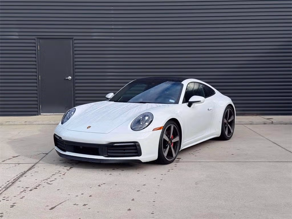 
           
        2024 Porsche 911
