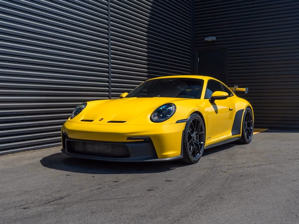 
           
        2022 Porsche 911