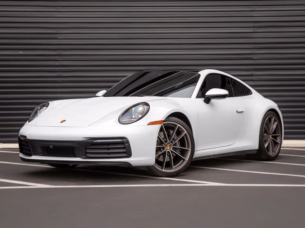 
           
        2021 Porsche 911