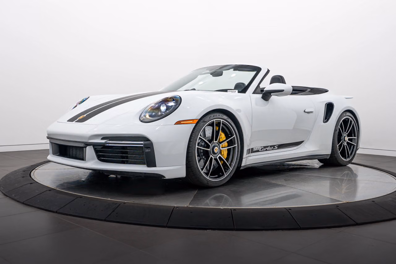 
           
        2022 Porsche 911
