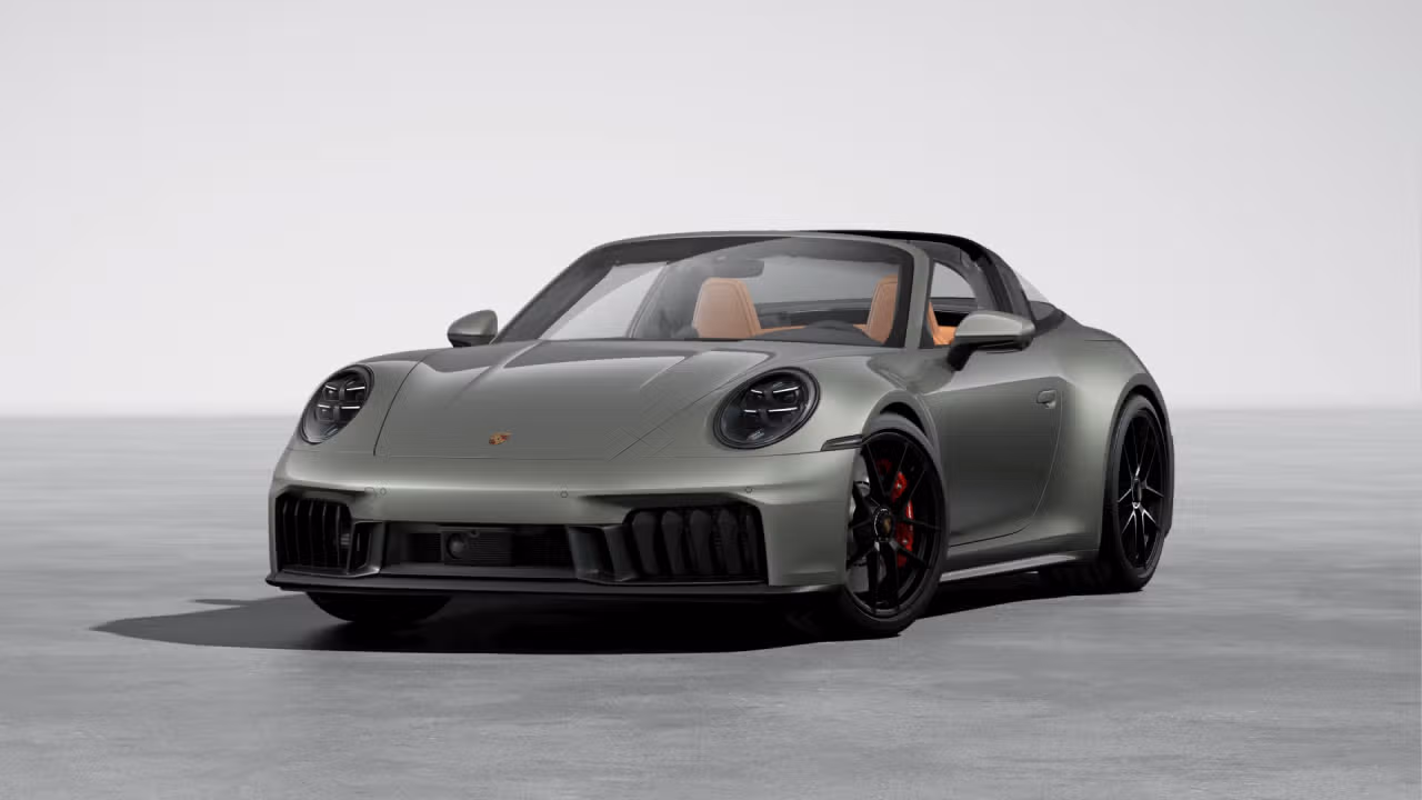 
           New 
        2026 Porsche 911