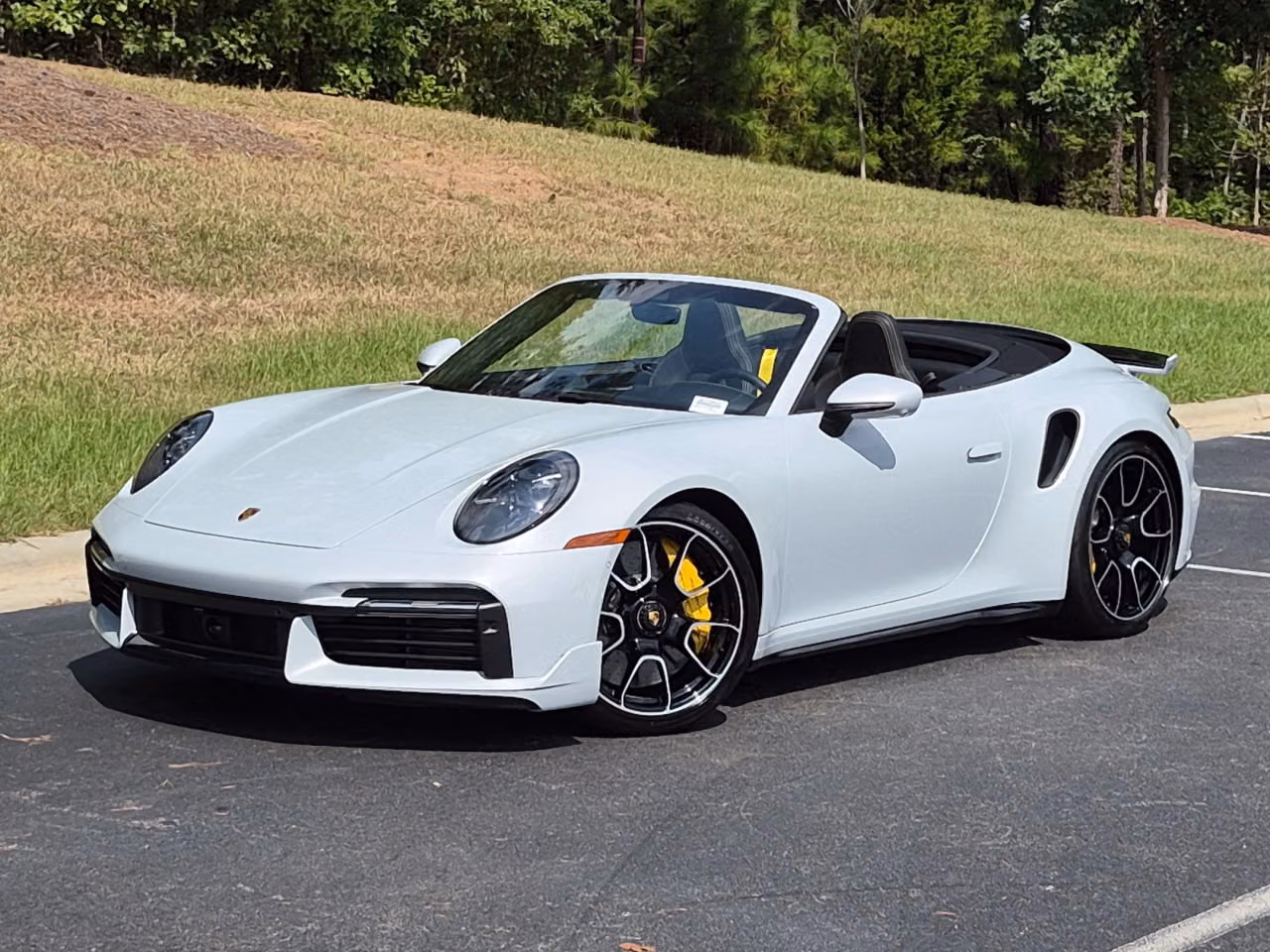 
           
        2024 Porsche 911