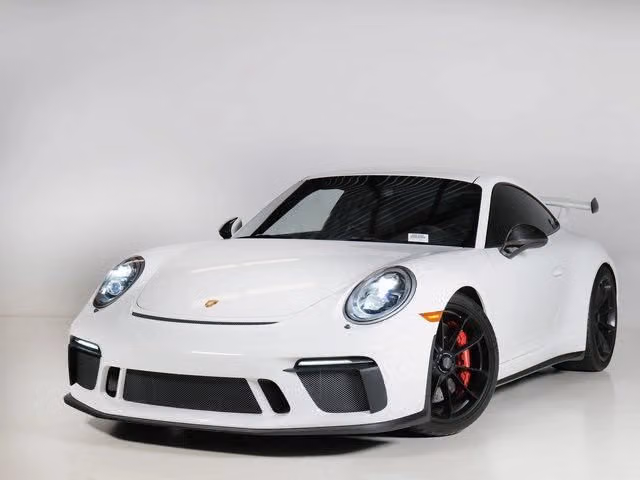 
           
        2018 Porsche 911