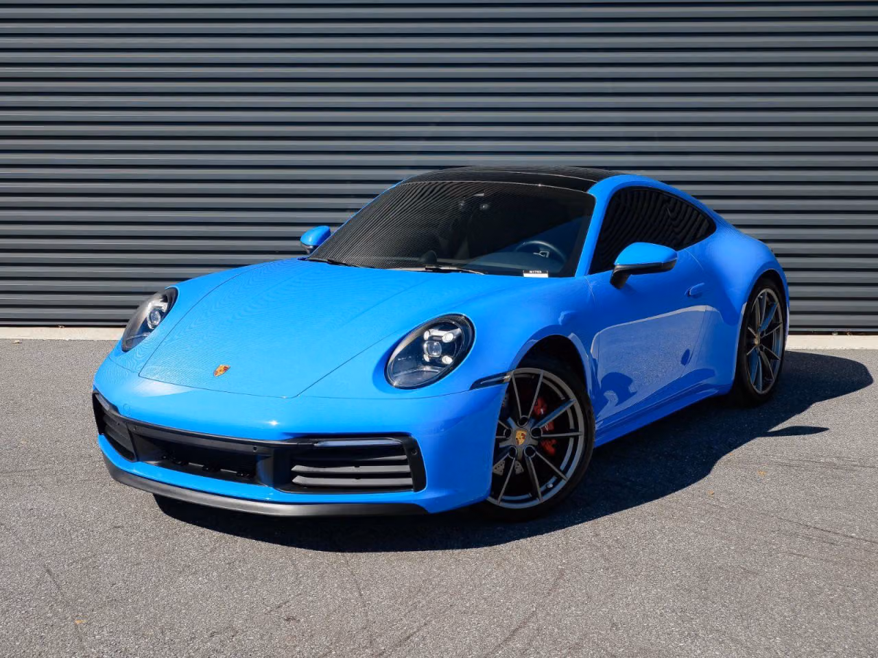 
           
        2022 Porsche 911