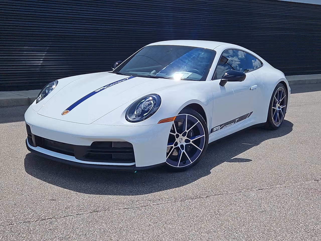 
           
        2025 Porsche 911