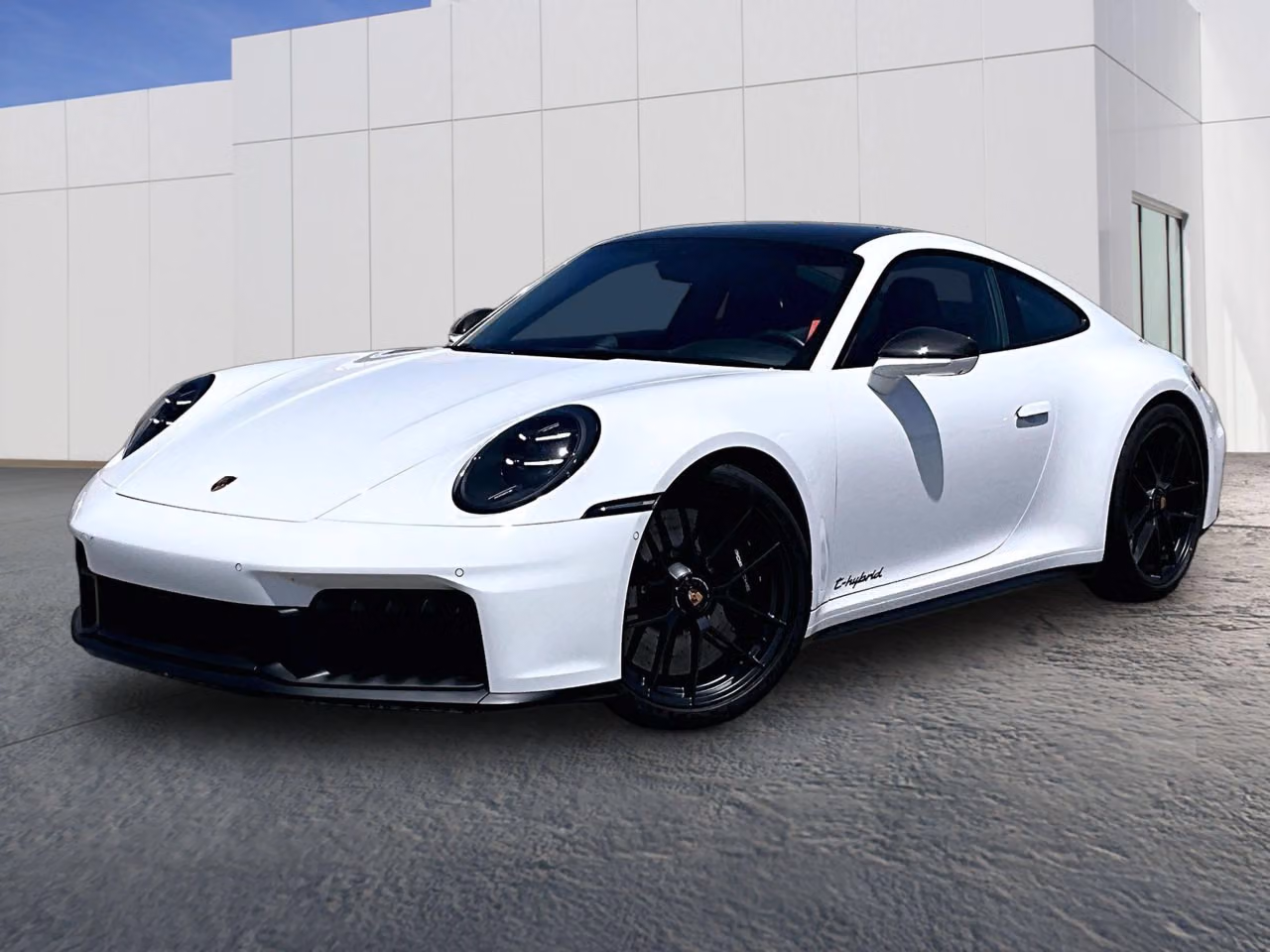 
           
        2025 Porsche 911