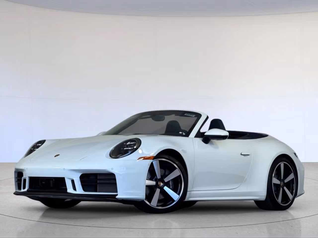 
           
        2026 Porsche 911