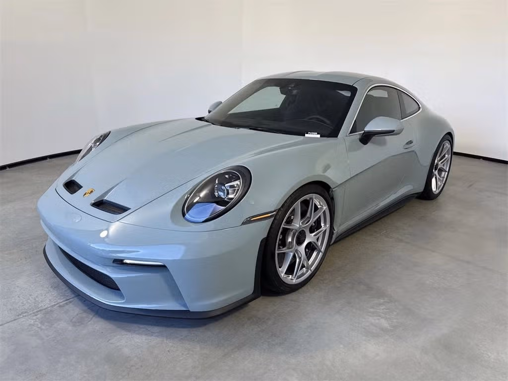 
           
        2024 Porsche 911