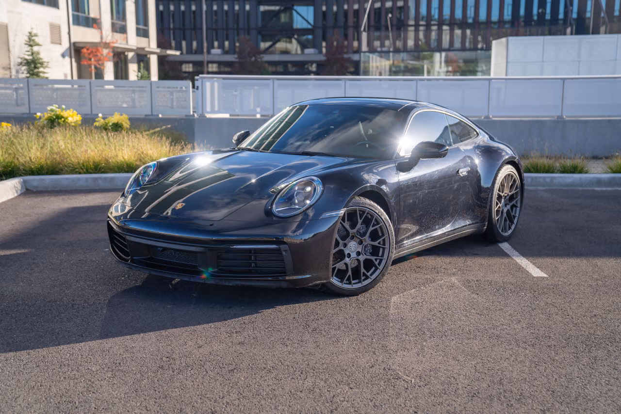 
           
        2021 Porsche 911