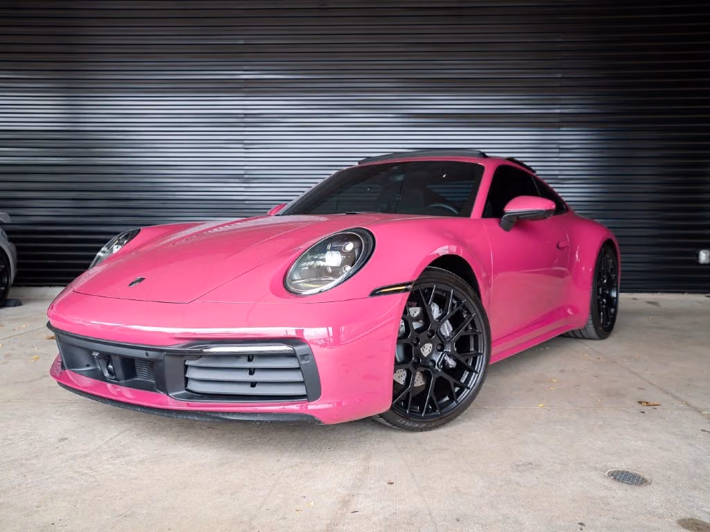 
           
        2024 Porsche 911