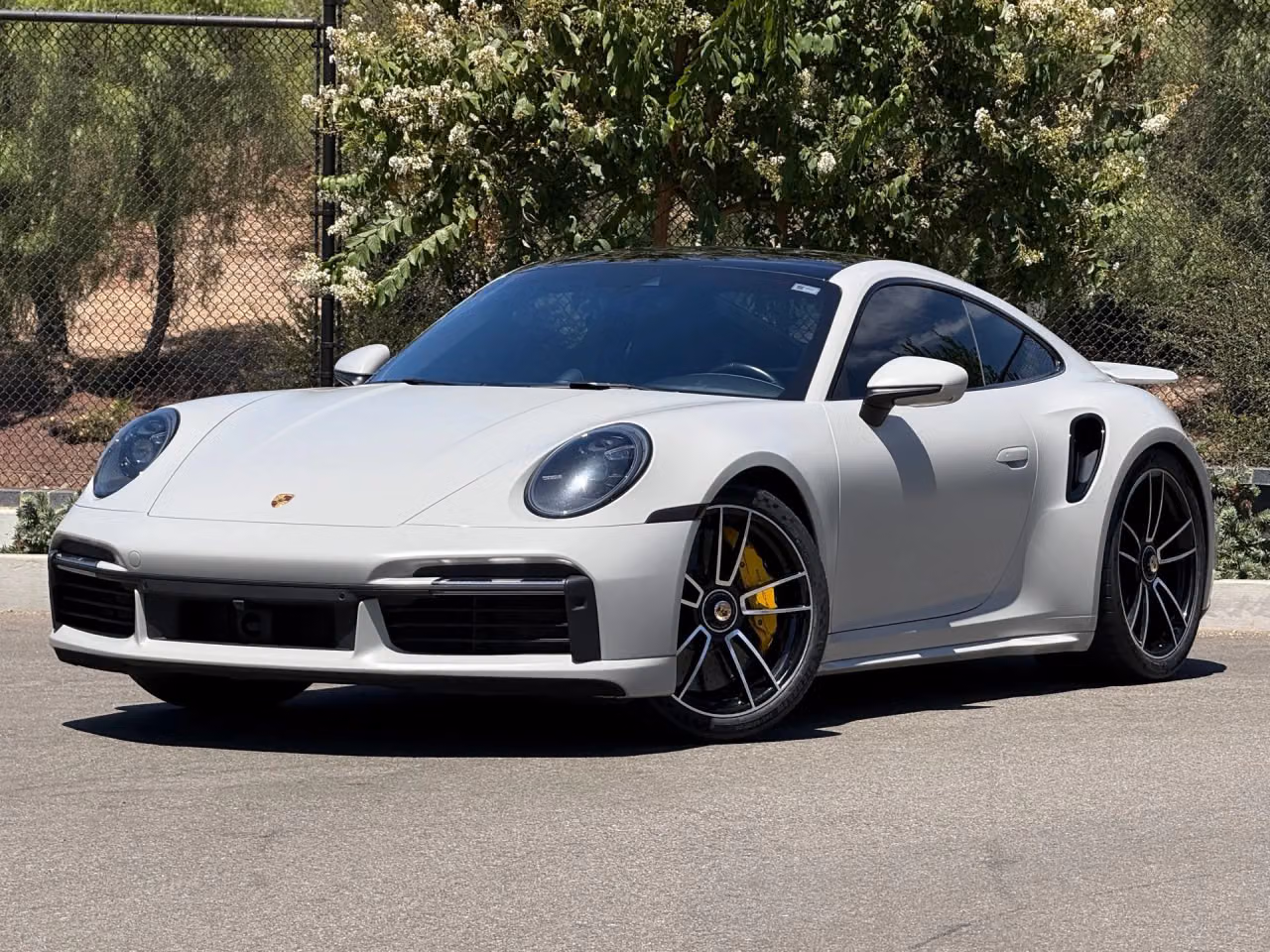 
           
        2022 Porsche 911