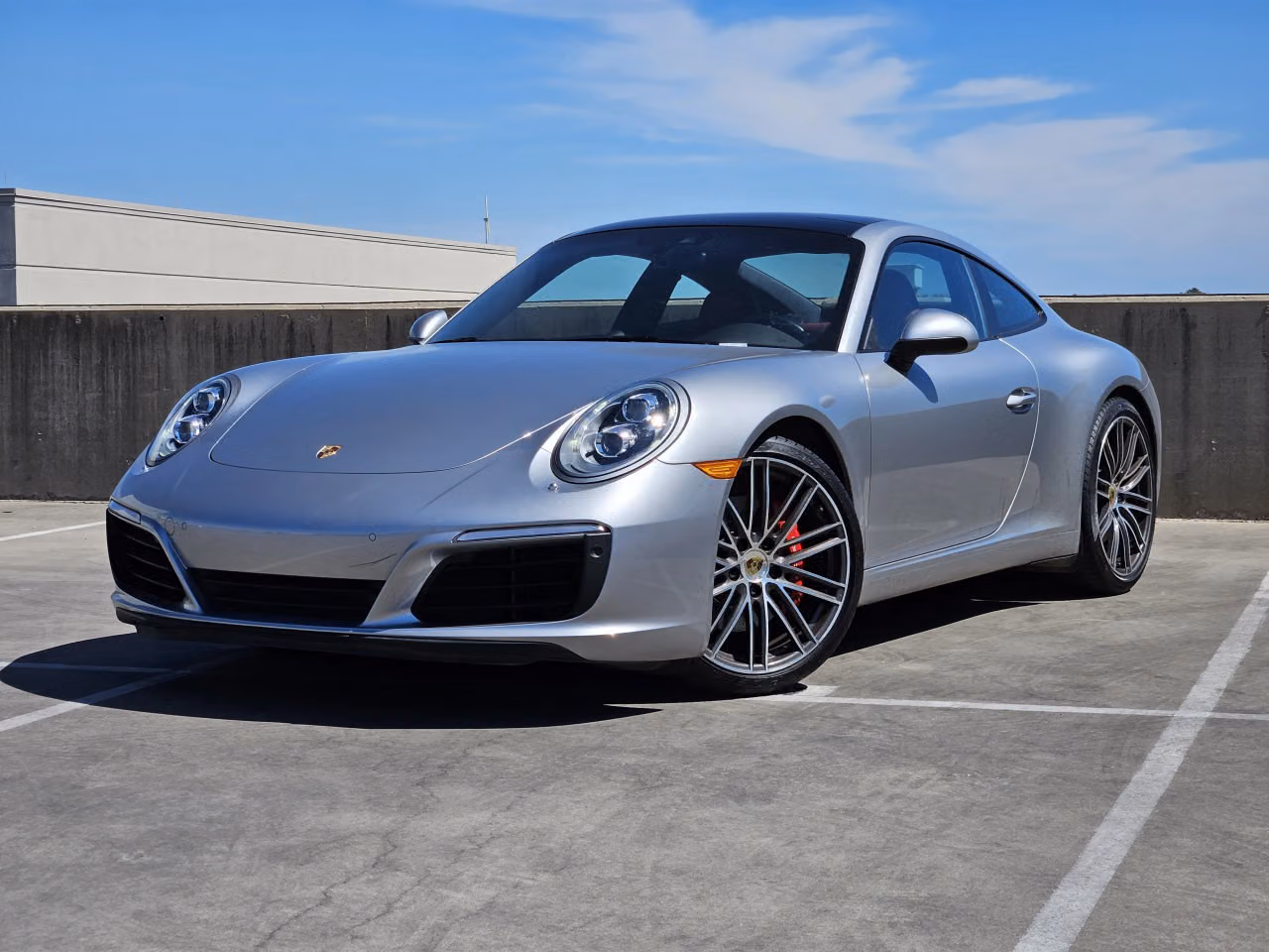
           
        2017 Porsche 911
