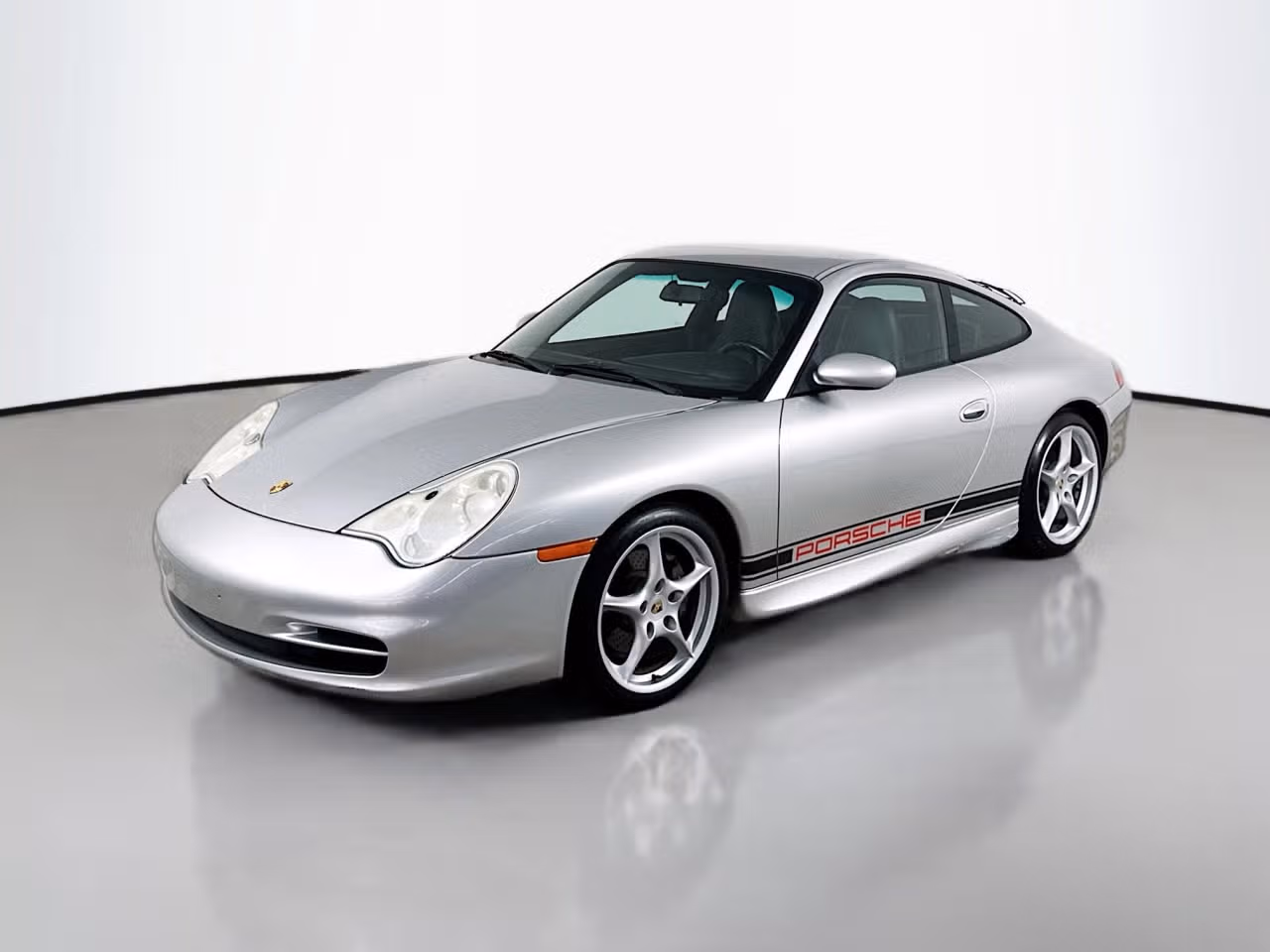 
           
        2002 Porsche 911