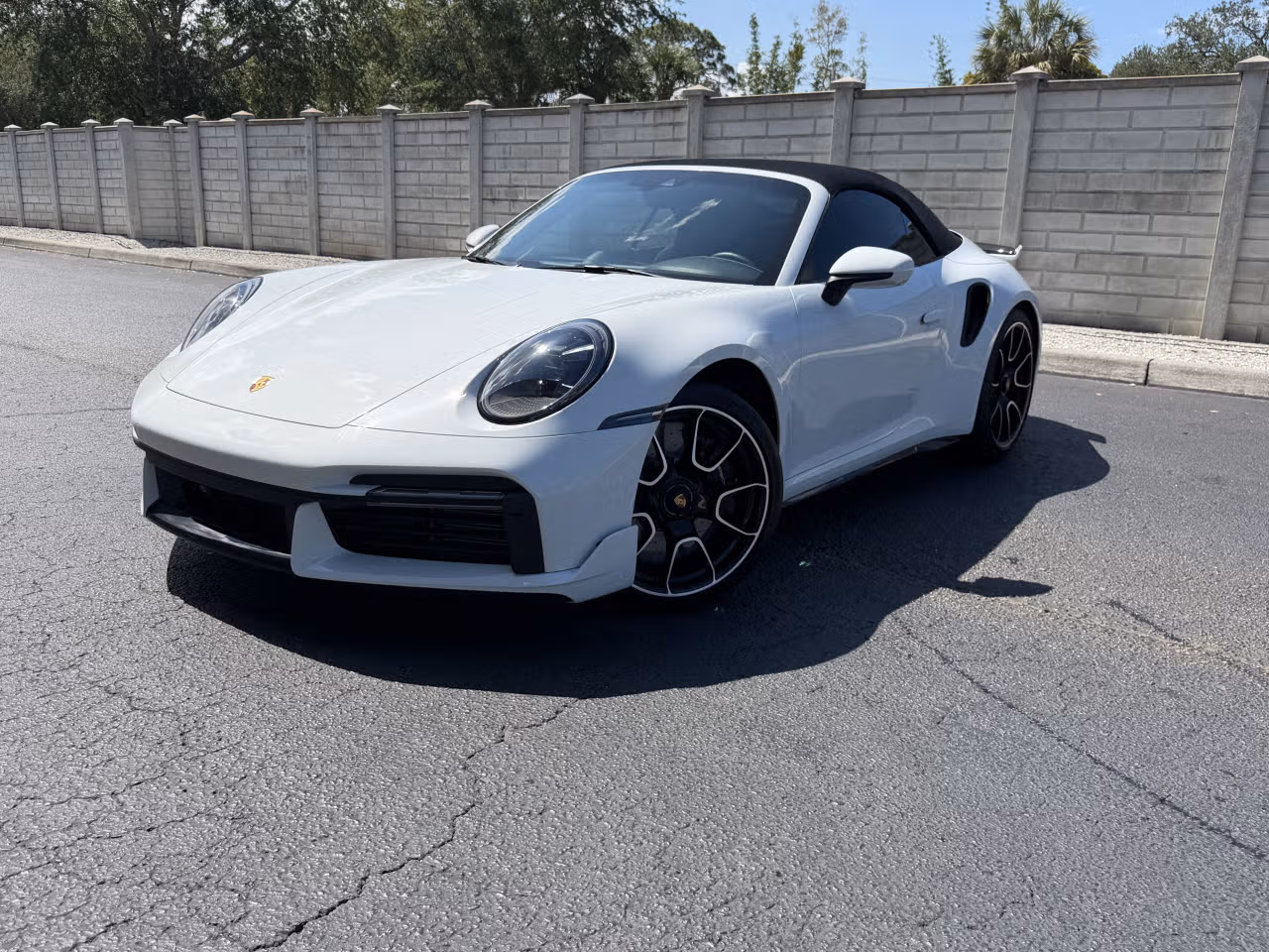 
           
        2023 Porsche 911