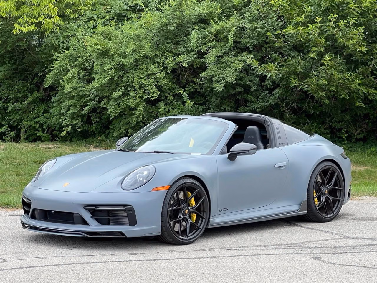 
           
        2024 Porsche 911