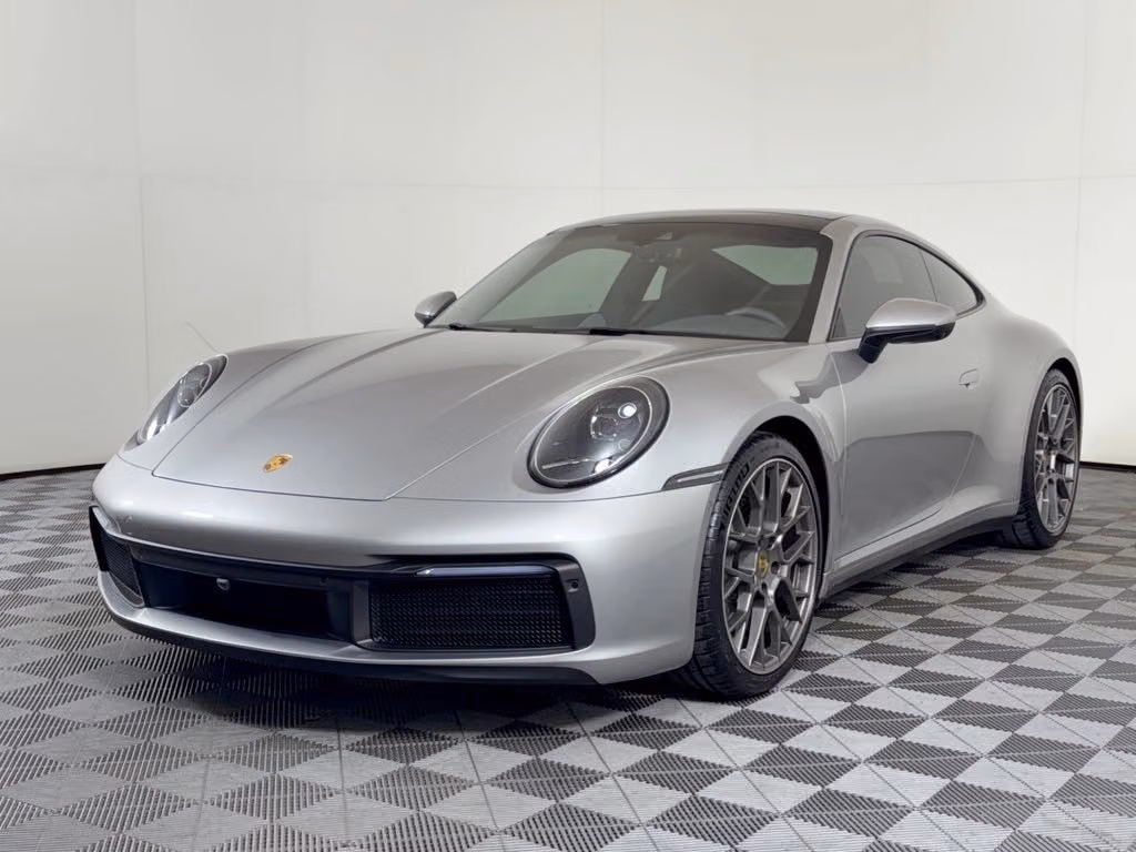 
           
        2024 Porsche 911