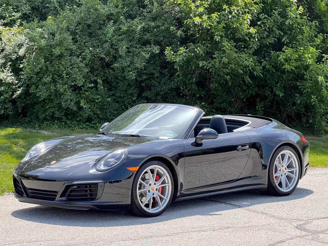 
           
        2019 Porsche 911