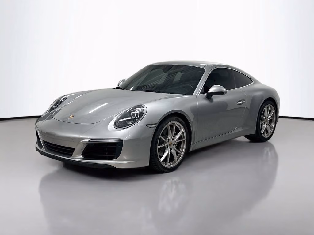 
           
        2018 Porsche 911