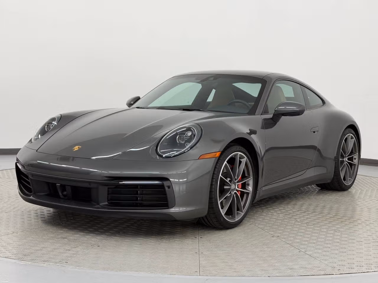
           
        2020 Porsche 911