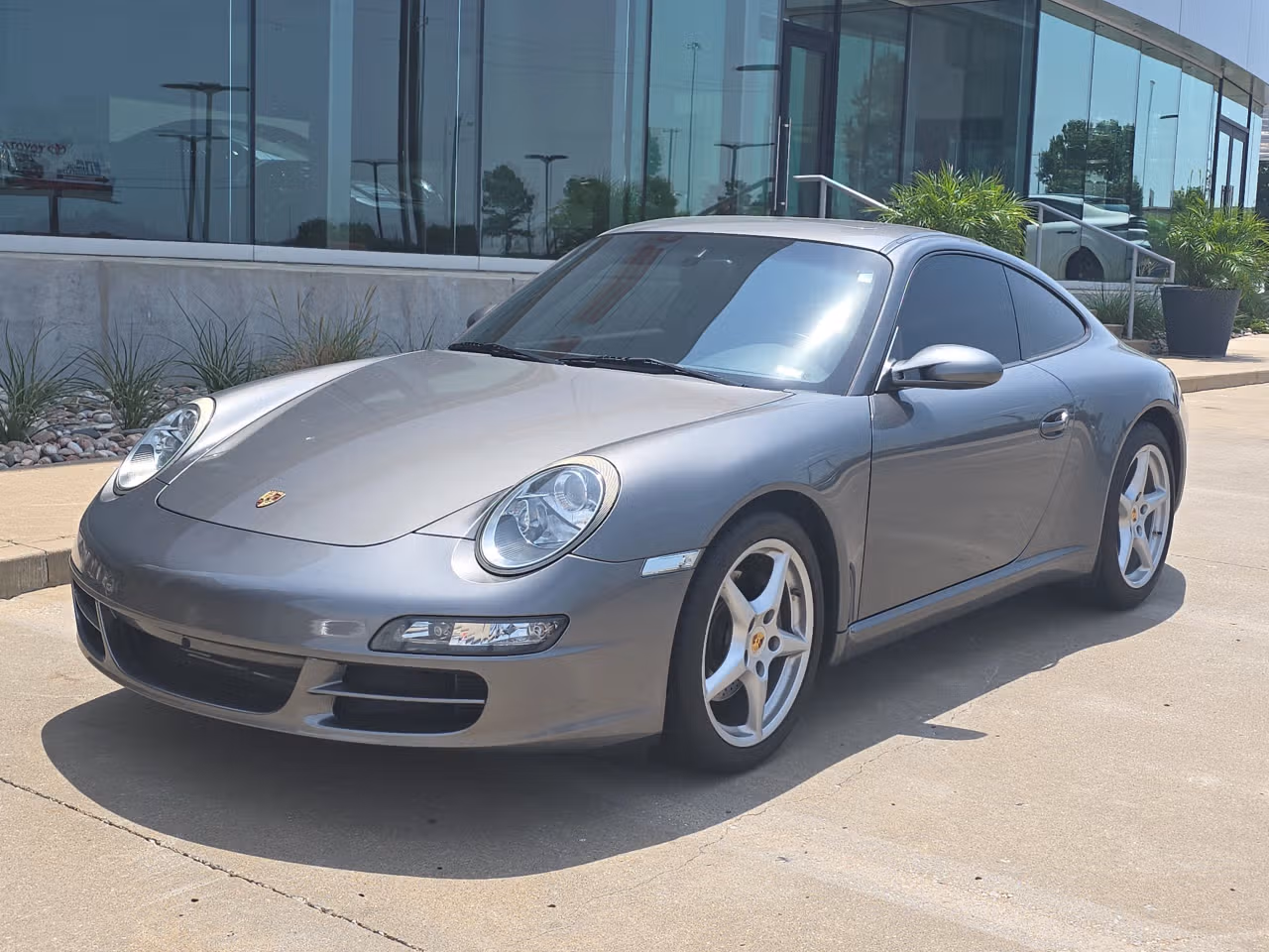 
           
        2008 Porsche 911