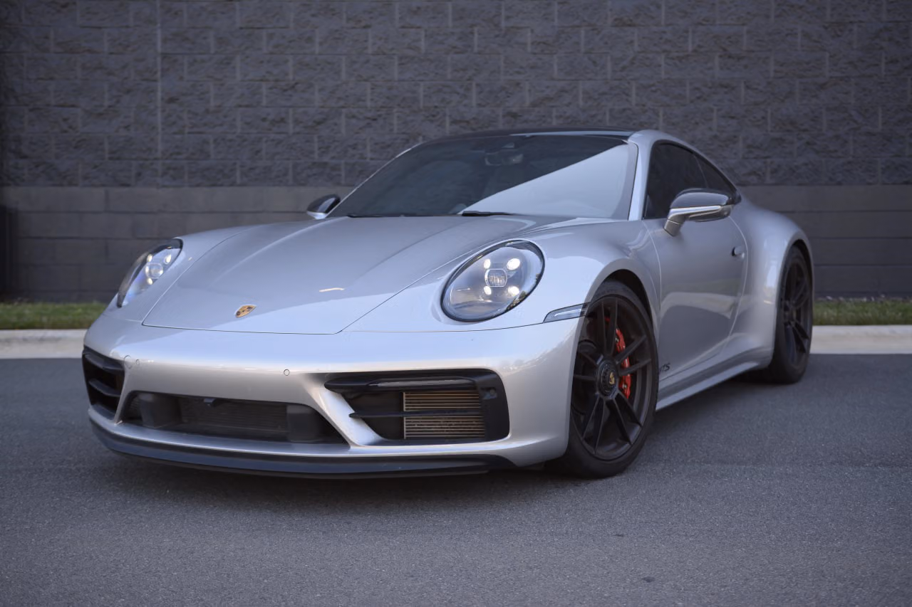
           
        2024 Porsche 911