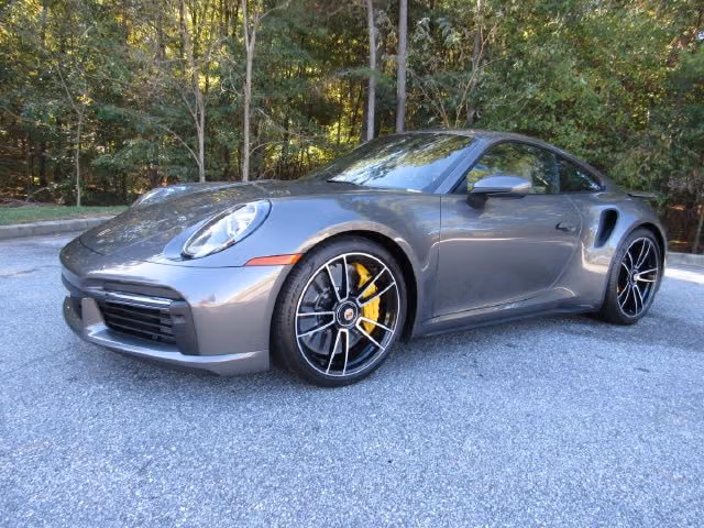 
           
        2024 Porsche 911