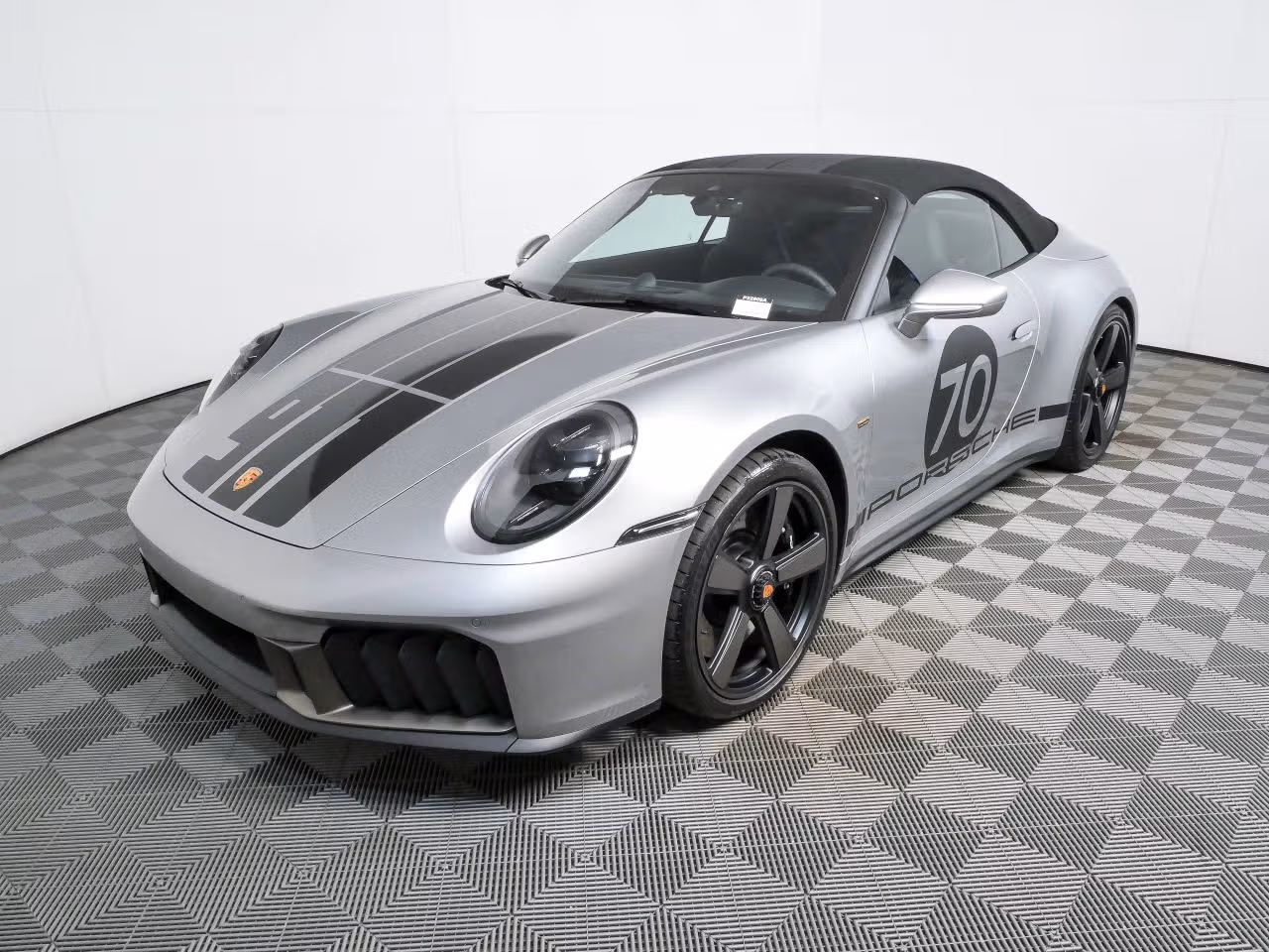 
           
        2026 Porsche 911