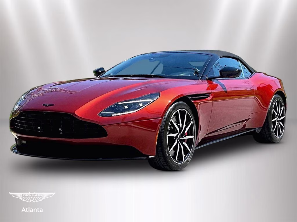 
           
        2021 Aston Martin DB11
