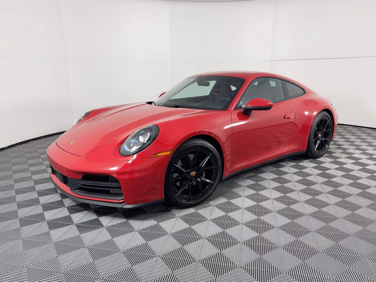 
           
        2025 Porsche 911