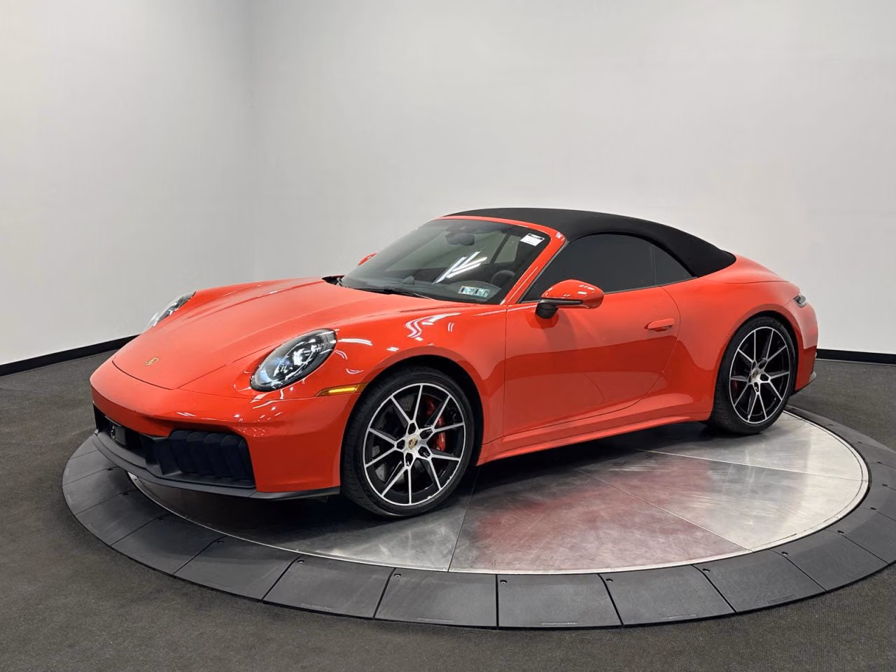 
           
        2025 Porsche 911
