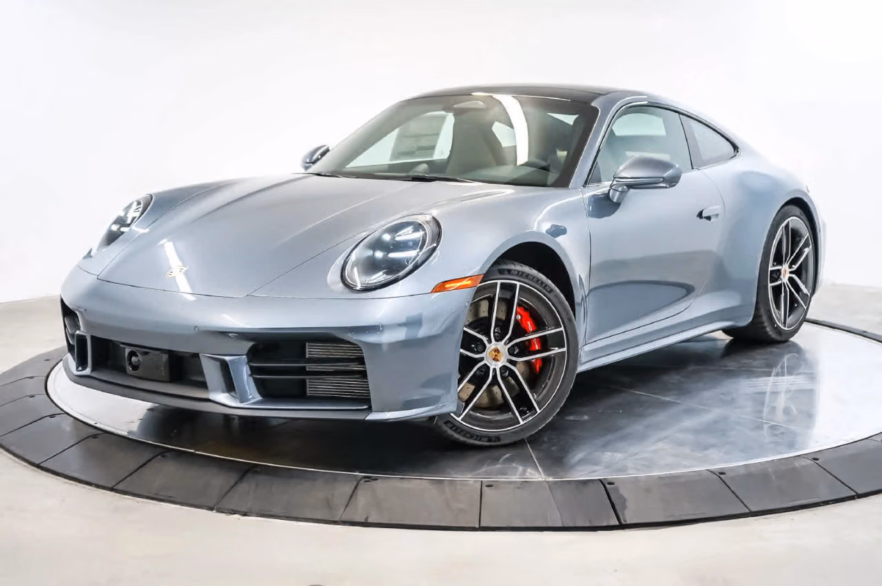 
           New 
        2026 Porsche 911