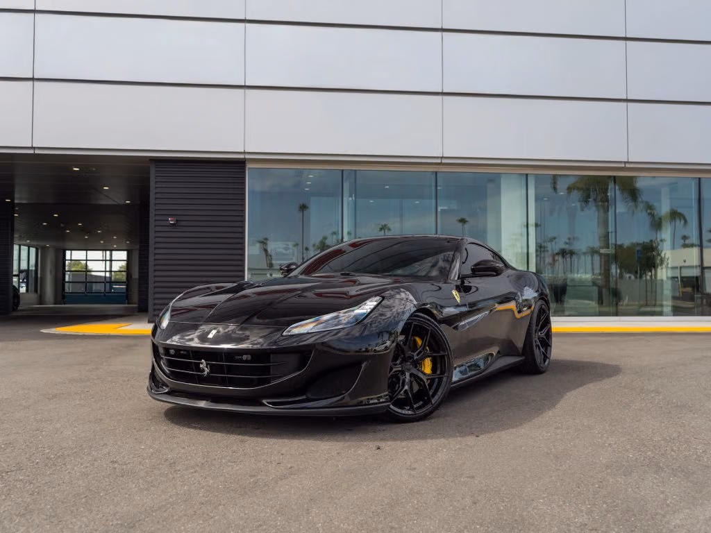 
           
        2019 Ferrari Portofino
