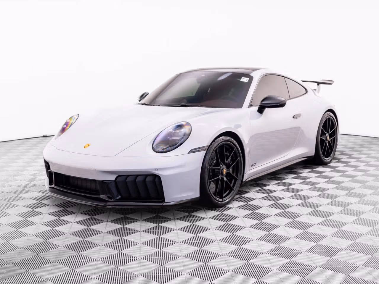 
           
        2026 Porsche 911