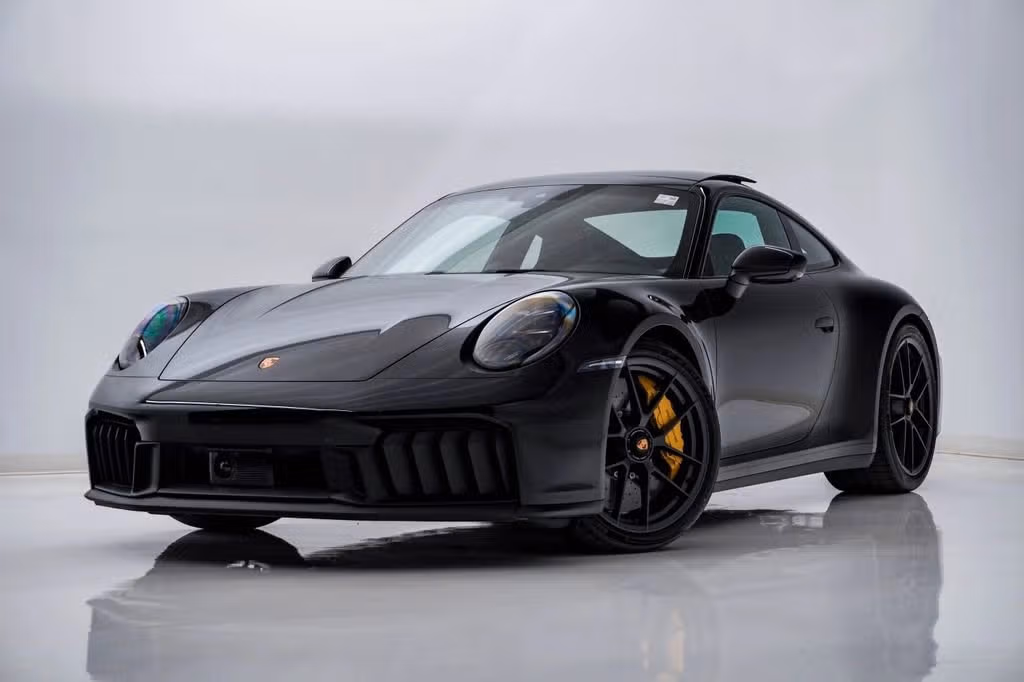 
           
        2025 Porsche 911