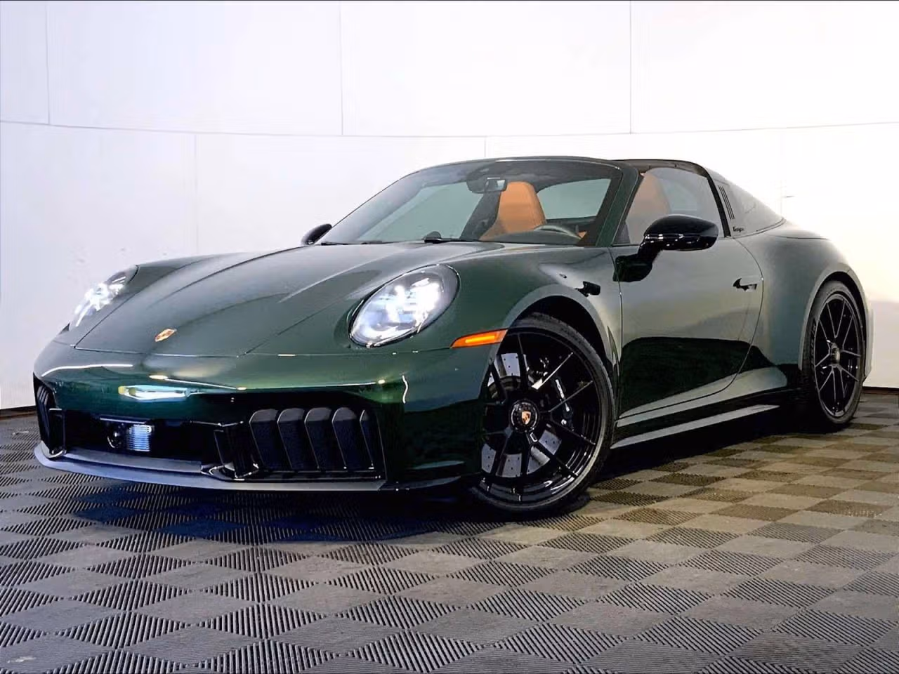 
           
        2026 Porsche 911