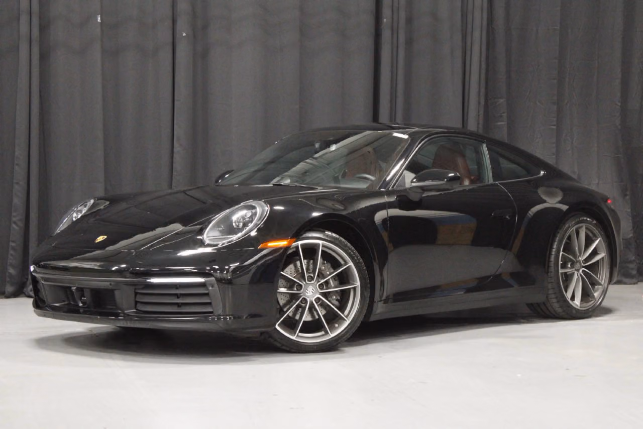 
           
        2024 Porsche 911
