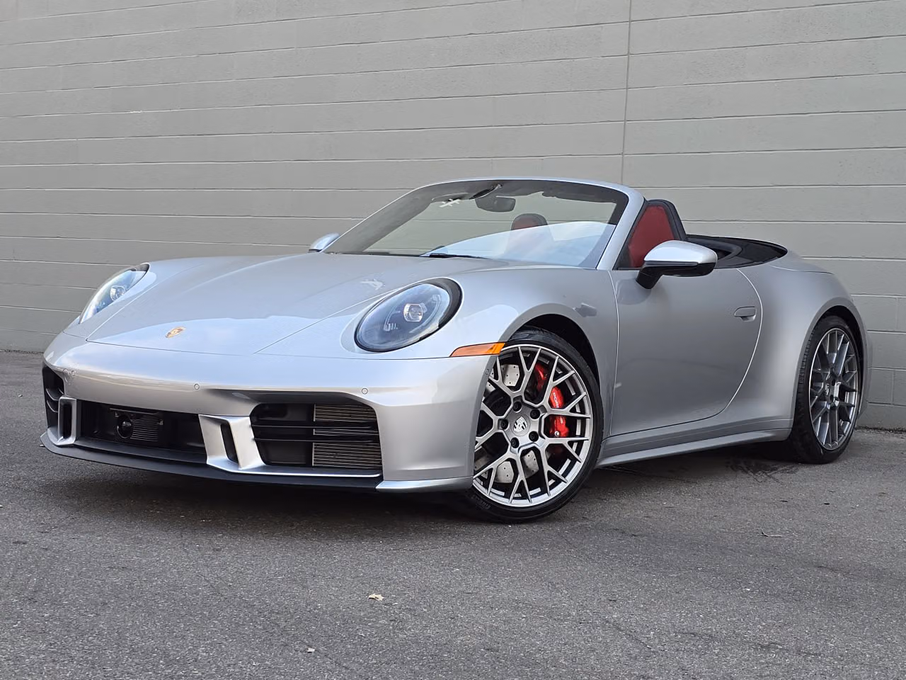 
           
        2026 Porsche 911