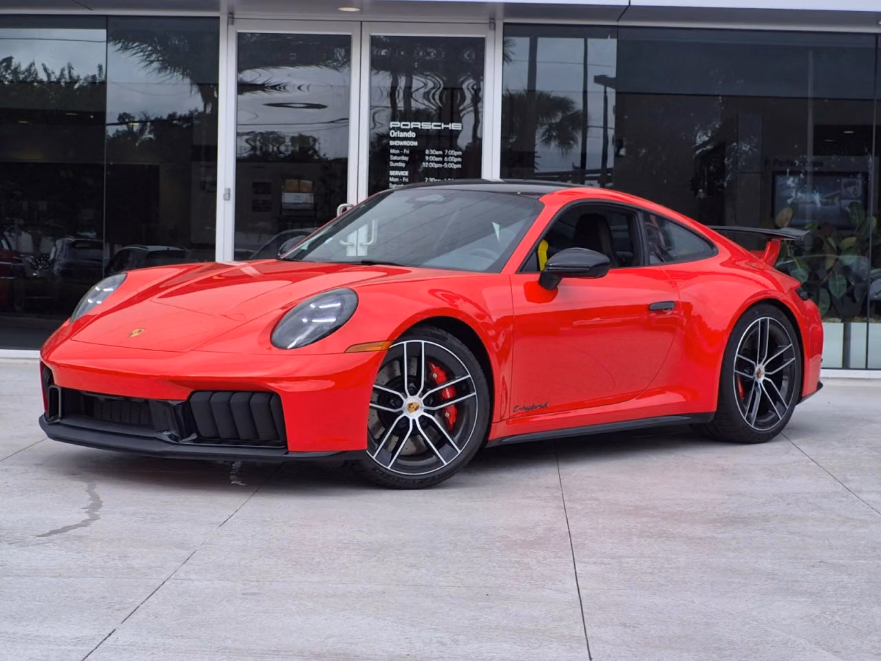 
           New 
        2026 Porsche 911