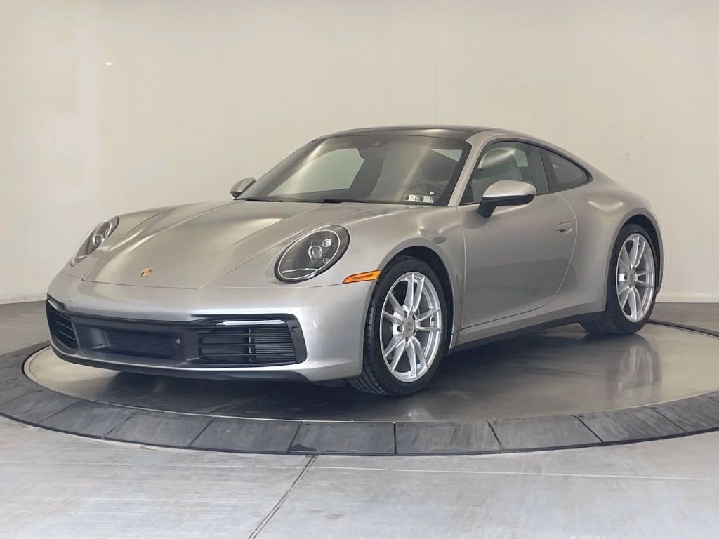 
           
        2024 Porsche 911