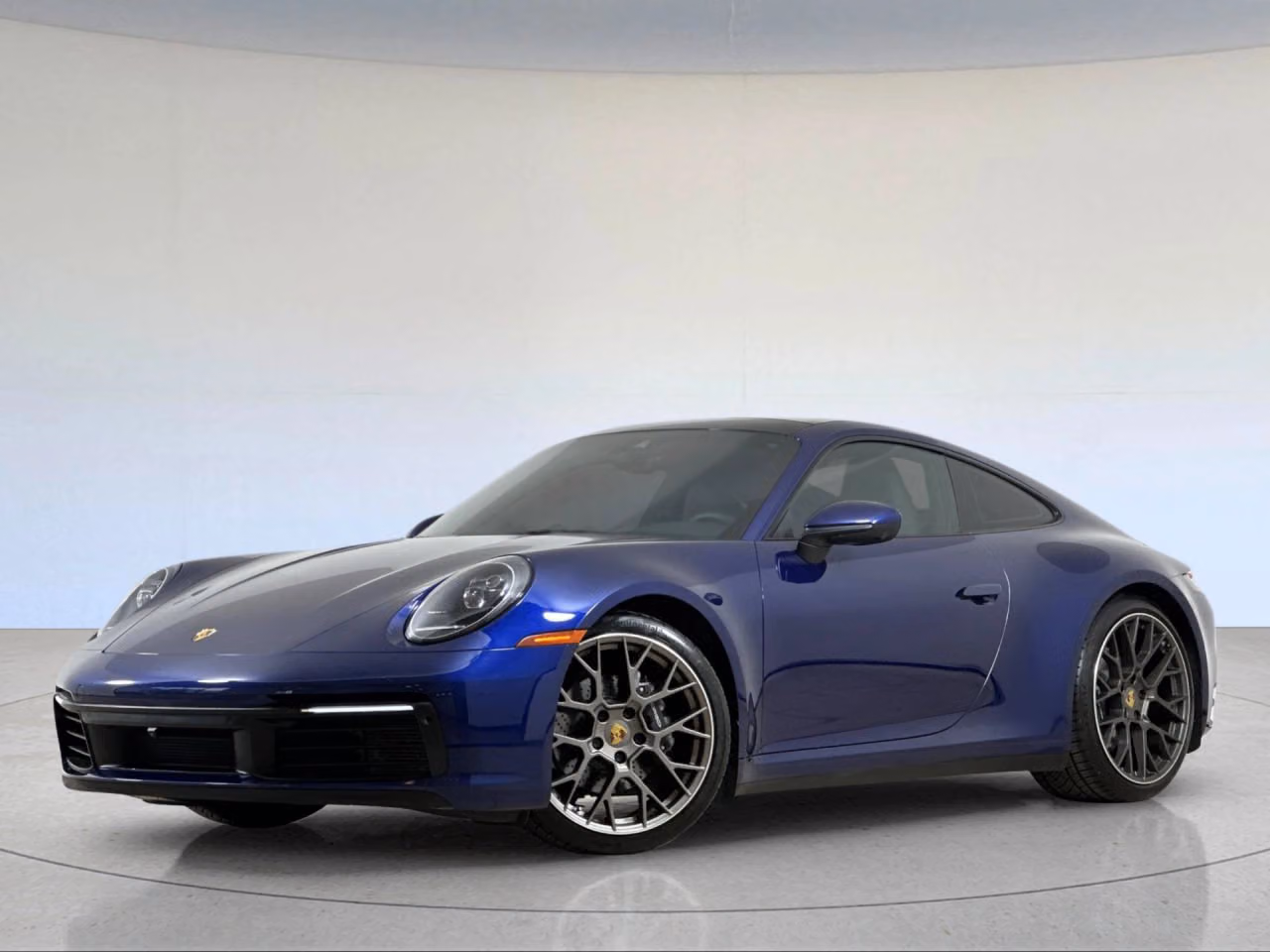
           
        2021 Porsche 911