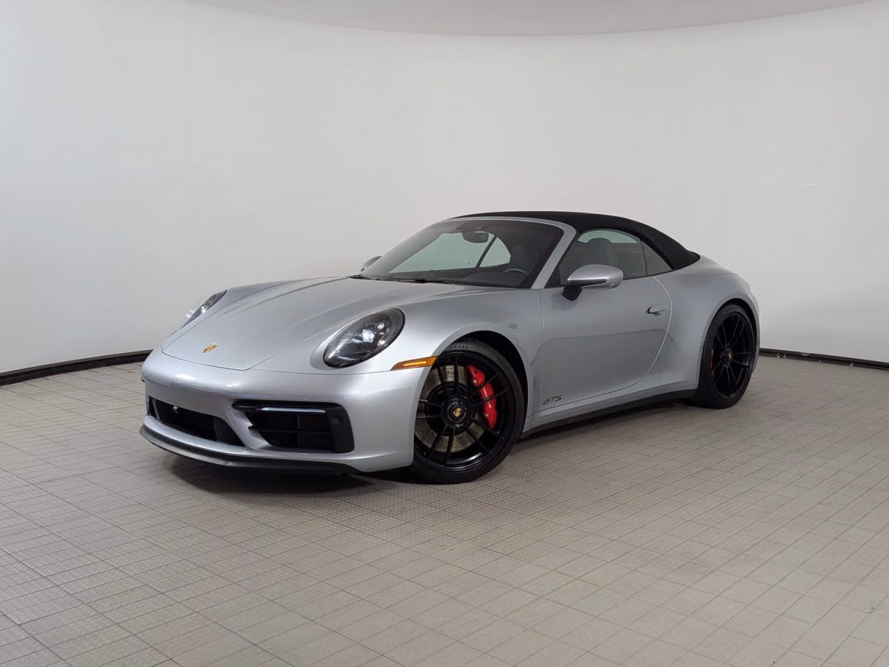 
           
        2022 Porsche 911