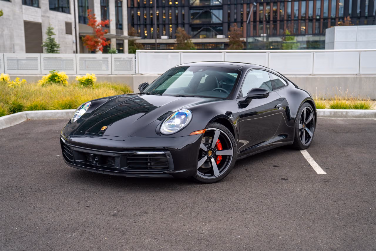 
           
        2024 Porsche 911