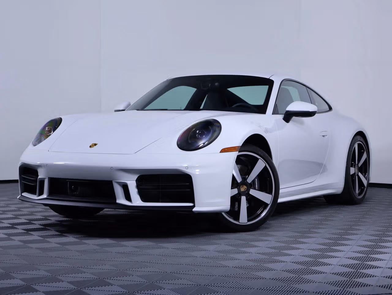 
           
        2026 Porsche 911